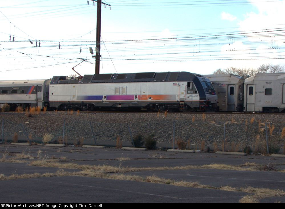 NJT 4548